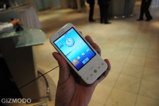 Illustration for article titled T-Mobile G1 Android Phone Hands-On